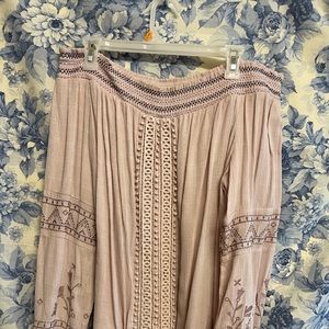 Knox Rose off the shoulder top - XL. (#23)